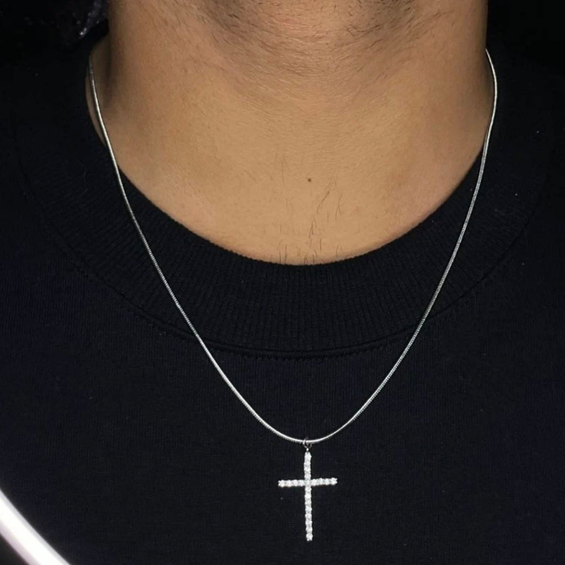 Corrente Cruz Cravejada 60cm