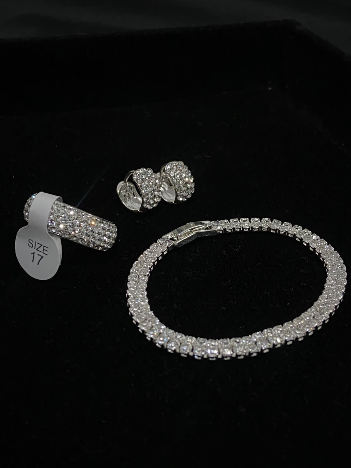 Kit (Brinco + Anel + Pulseira 3 Listras)
